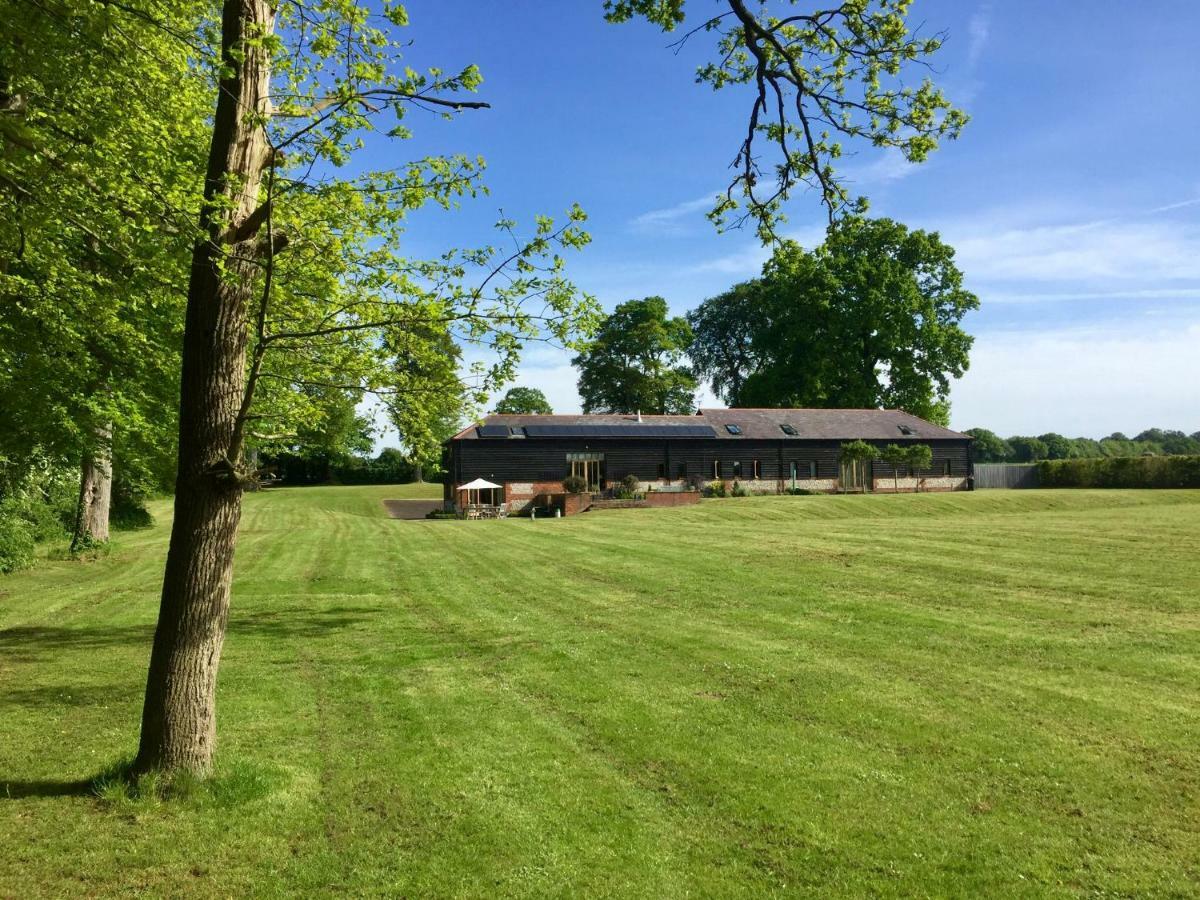 Mulberry Barn Bed and Breakfast Micheldever Εξωτερικό φωτογραφία