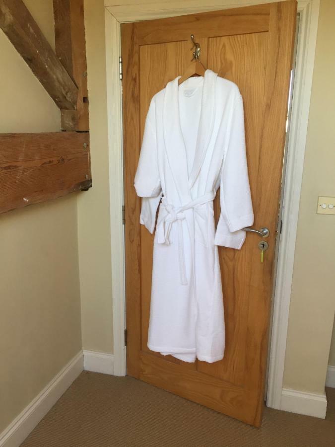 Mulberry Barn Bed and Breakfast Micheldever Εξωτερικό φωτογραφία